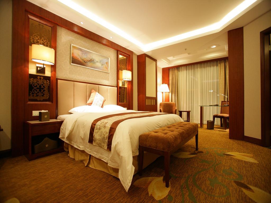 Dongguan Huilihua Hotel Экстерьер фото