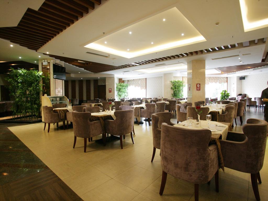 Dongguan Huilihua Hotel Экстерьер фото